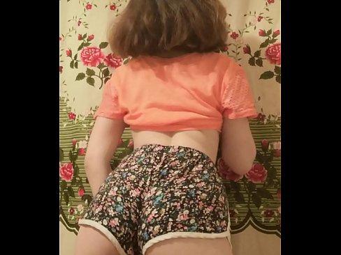 ❤️ מותק צעיר סקסי פושט את המכנסיים הקצרים במצלמה פורנו fb ב-iw.nullscripts.top